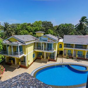 Triple Room Pool View